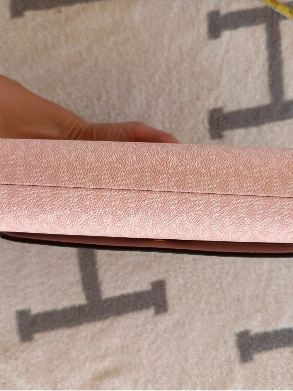 Michael Kors Blush Pink Signature Crossbody with Gold Logo NWT